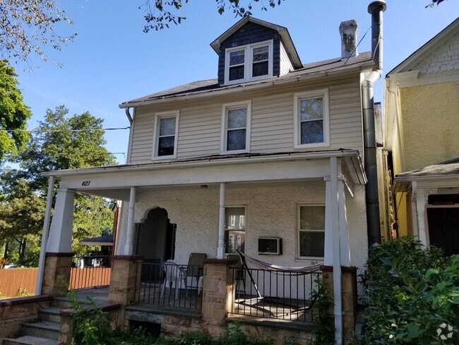 Building Photo - 4127 River Rd NW