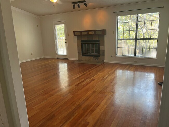 Building Photo - 4224 Sugar Maple Ln