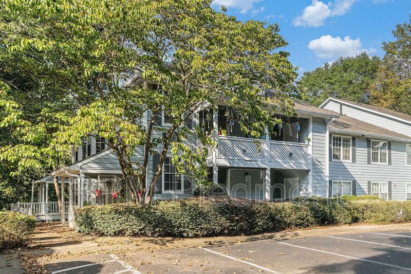 Foto principal - 3901 Riverlook Pkwy SE