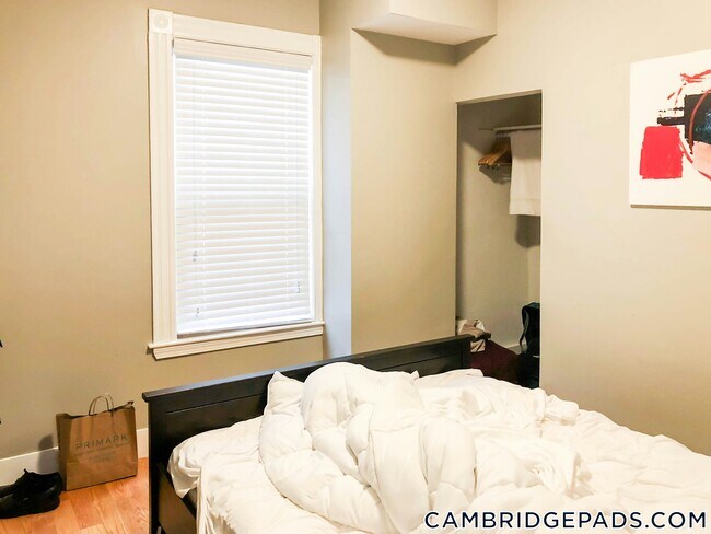 Foto del edificio - 7 Story St