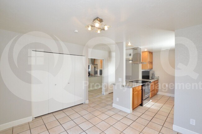 Foto del edificio - 850 S River Dr