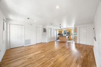 Building Photo - 312 Washington St