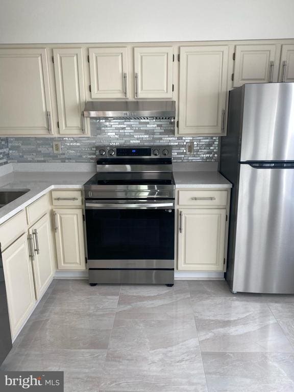 Foto del edificio - 9470 Scarlet Oak Dr