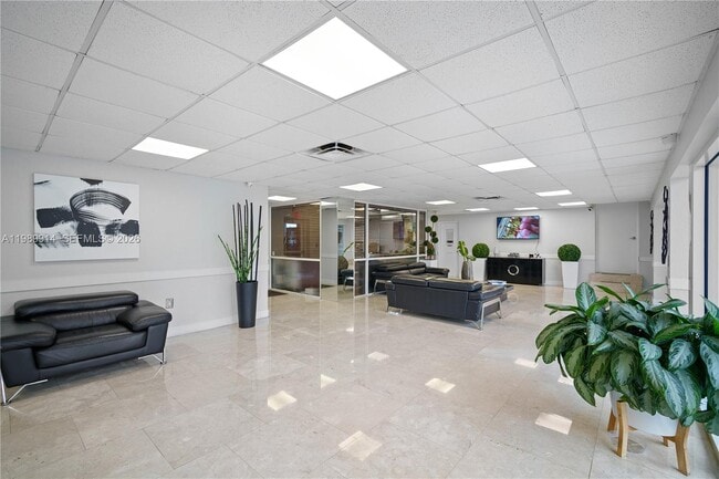 Building Photo - 7904 West Dr