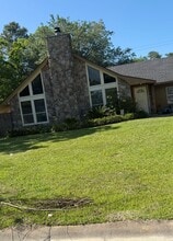 Building Photo - 927 Sweetgum Dr