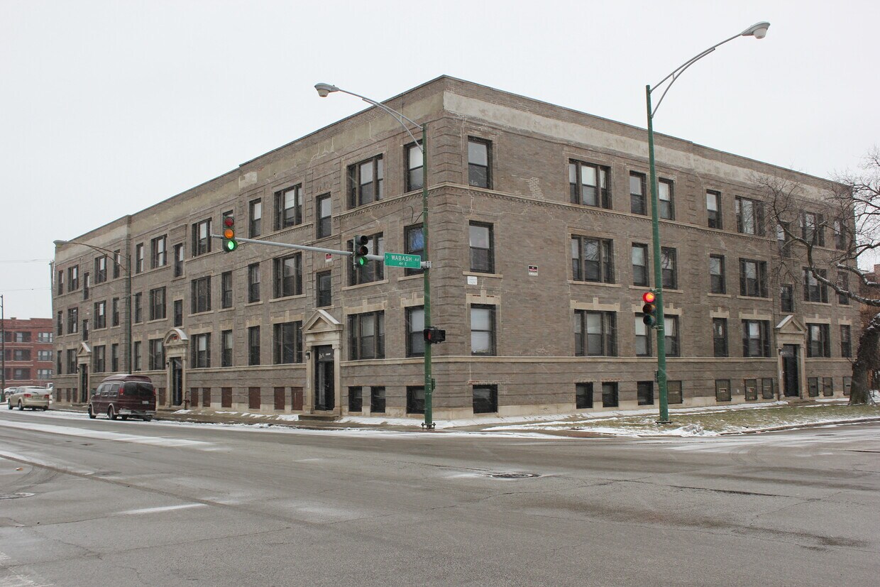 Corner Building - 61 E 59th St