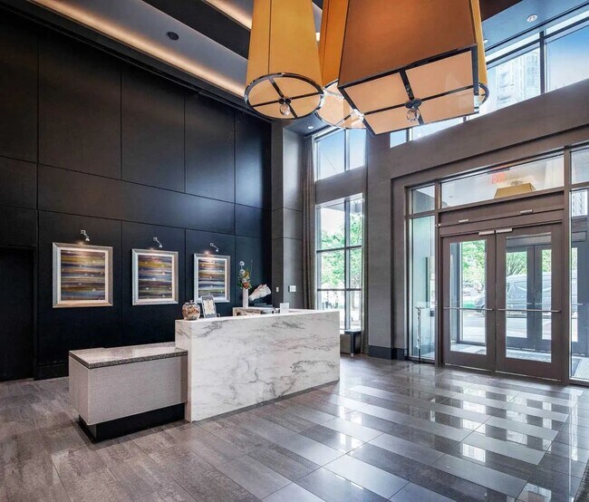 Building Photo - 12025 Town Square St