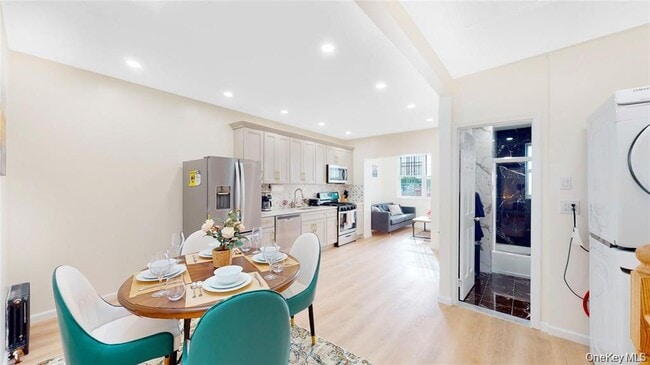 Building Photo - 24-12 86th St