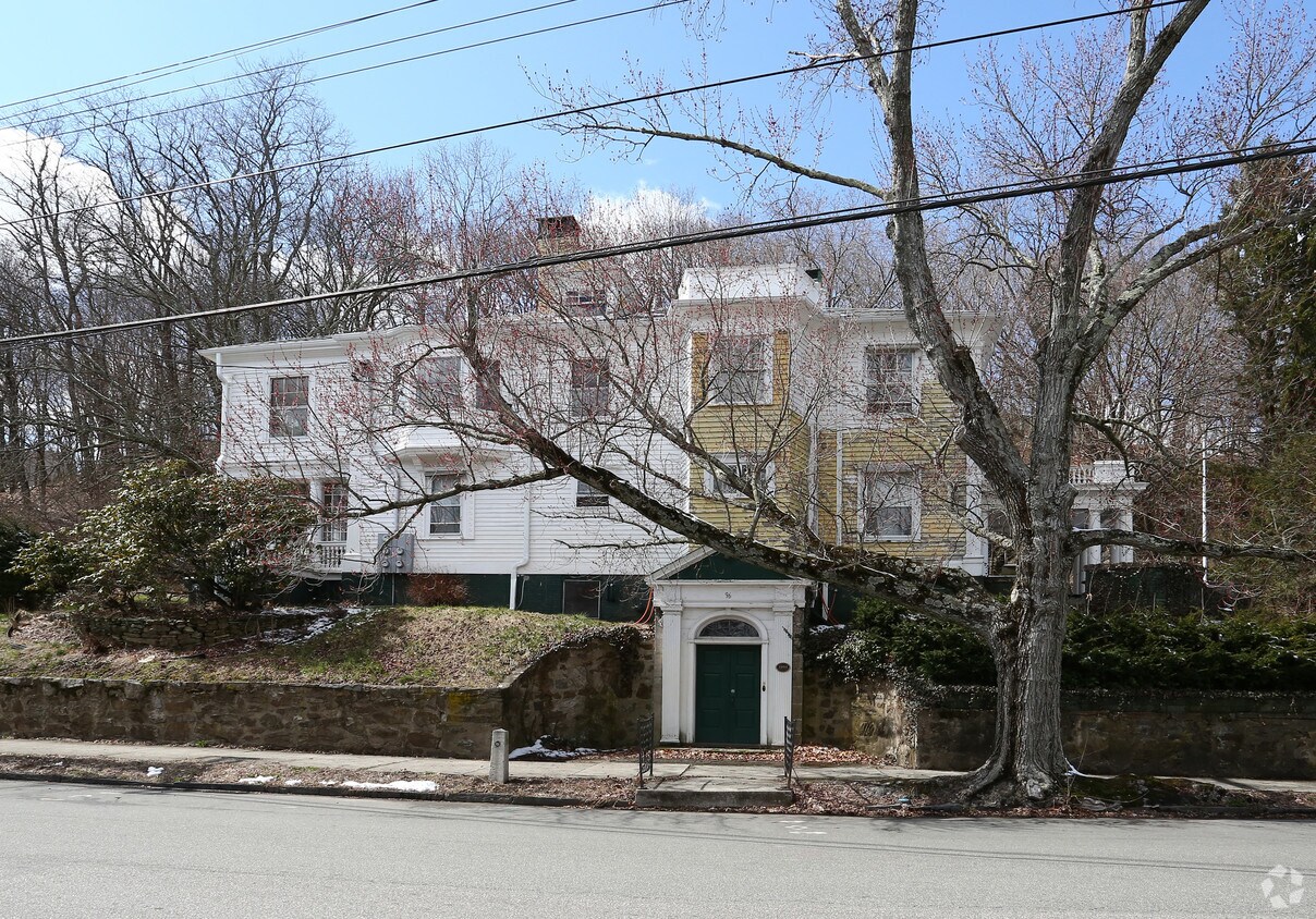 Building Photo - 96 Union St
