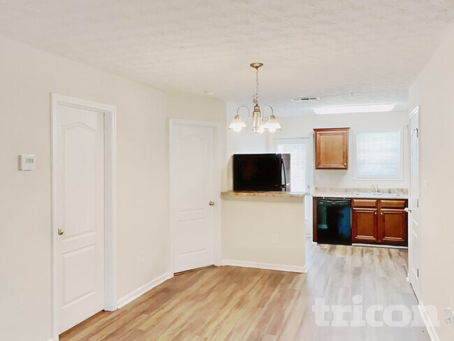 Foto del edificio - 1024 Weatherwood Pl NE