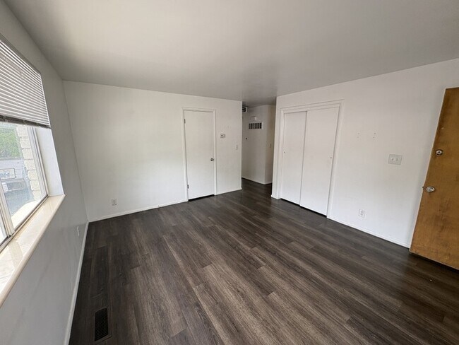 Foto del edificio - 2630 S Windsor Cir