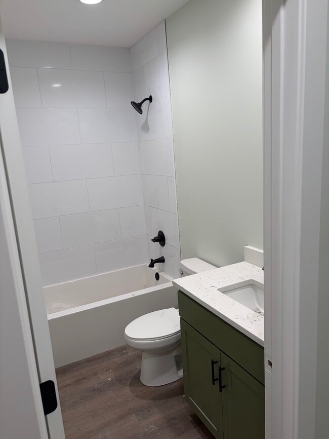Bathroom - 712 N 1st St