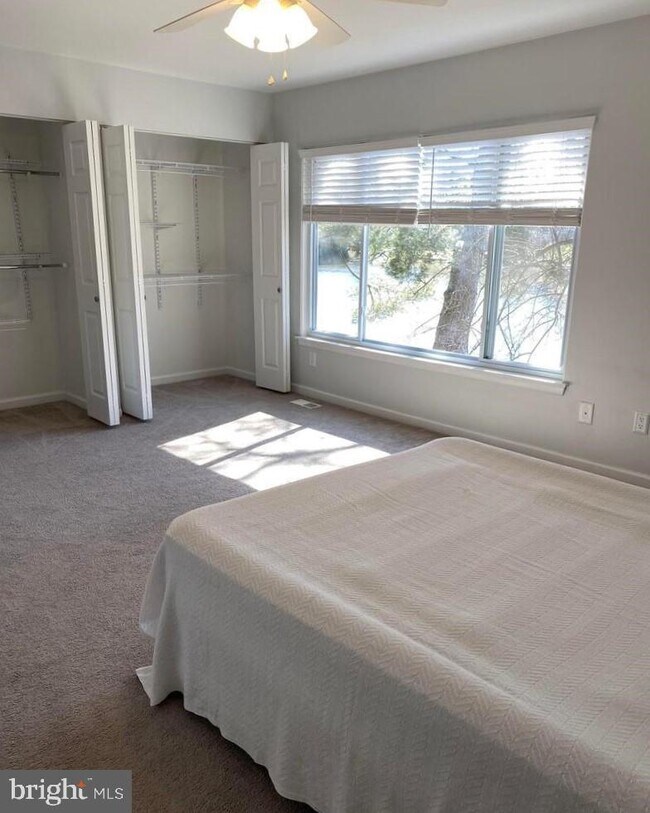 Building Photo - 1095 Corbridge Ct