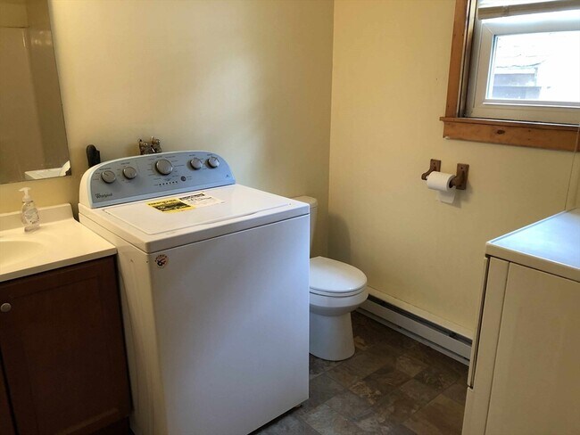 Foto del edificio - 711 Main St