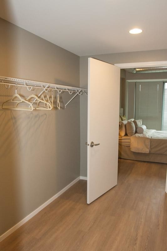 Foto del edificio - 223 W Scott St