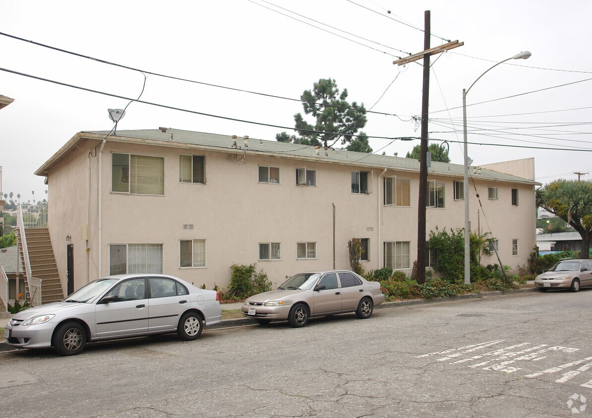 Foto del edificio - 920 Silver Lake Blvd