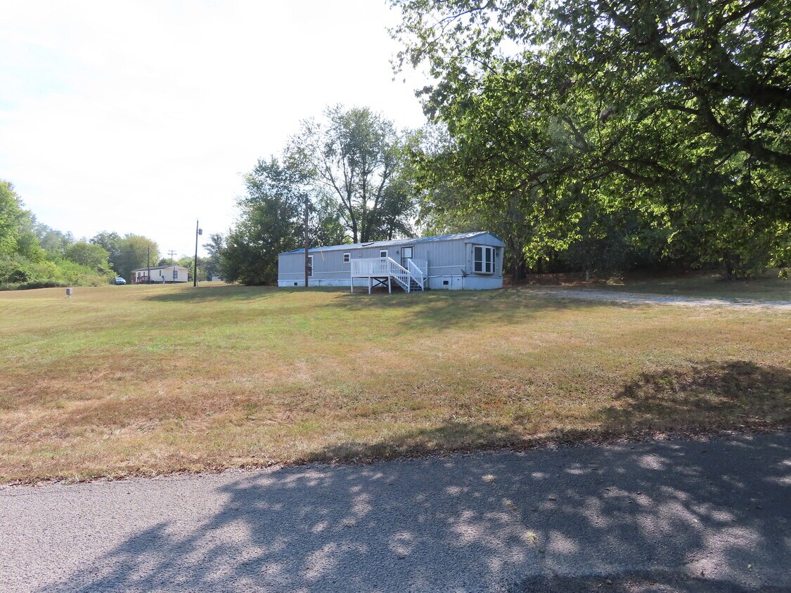 Foto principal - 220 Arkansas Ave