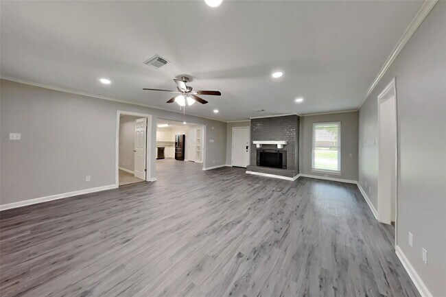 Foto del edificio - 3302 Long Shadows St