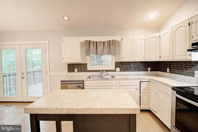 Foto del edificio - 6709 W Lakeridge Rd