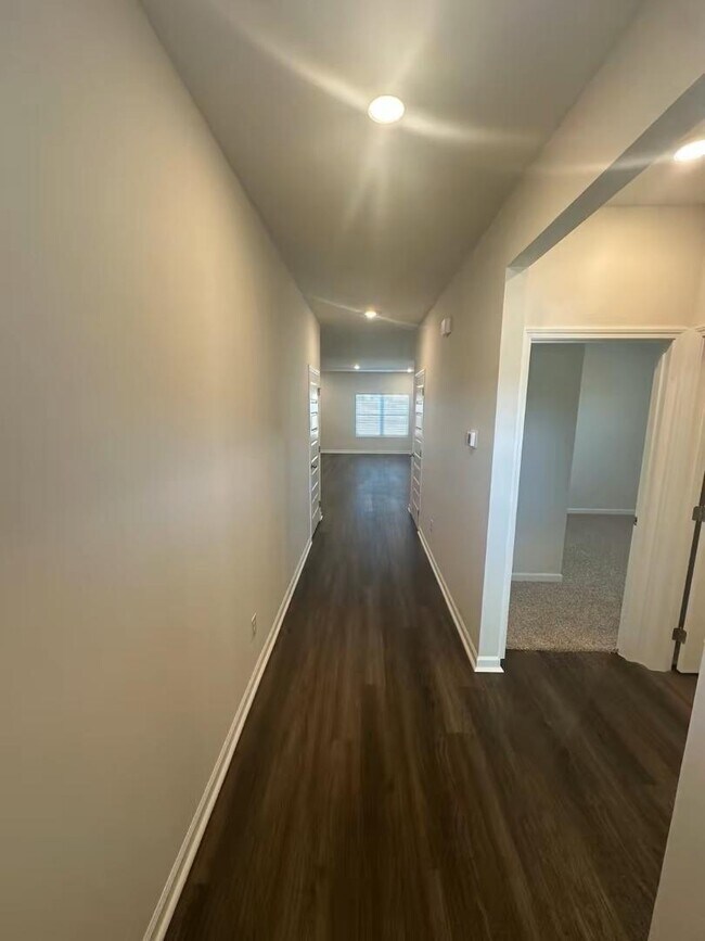 Foto del edificio - 231 Murphy Ln