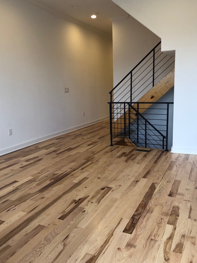 Building Photo - 3014 Titan St