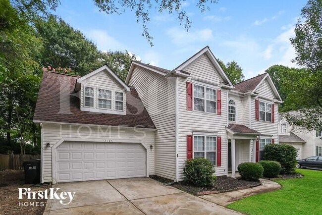Building Photo - 12105 Mountainside Ln