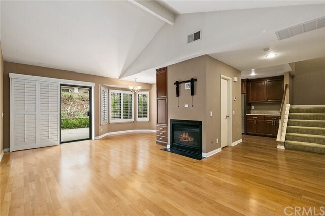 Building Photo - 15 Briar Creek Ln