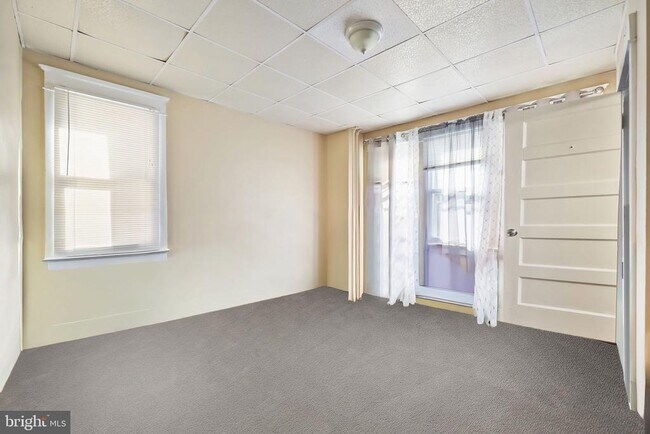 Foto del edificio - 336 Columbus Ave