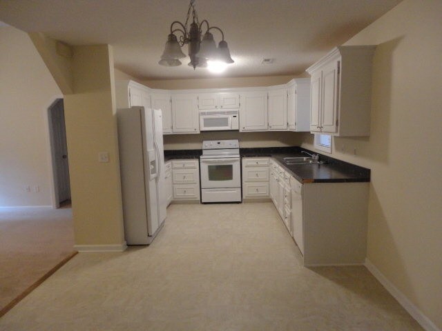 Building Photo - 2510 Autumn Terrace