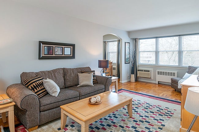 Building Photo - The Metropolitan Wynnefield