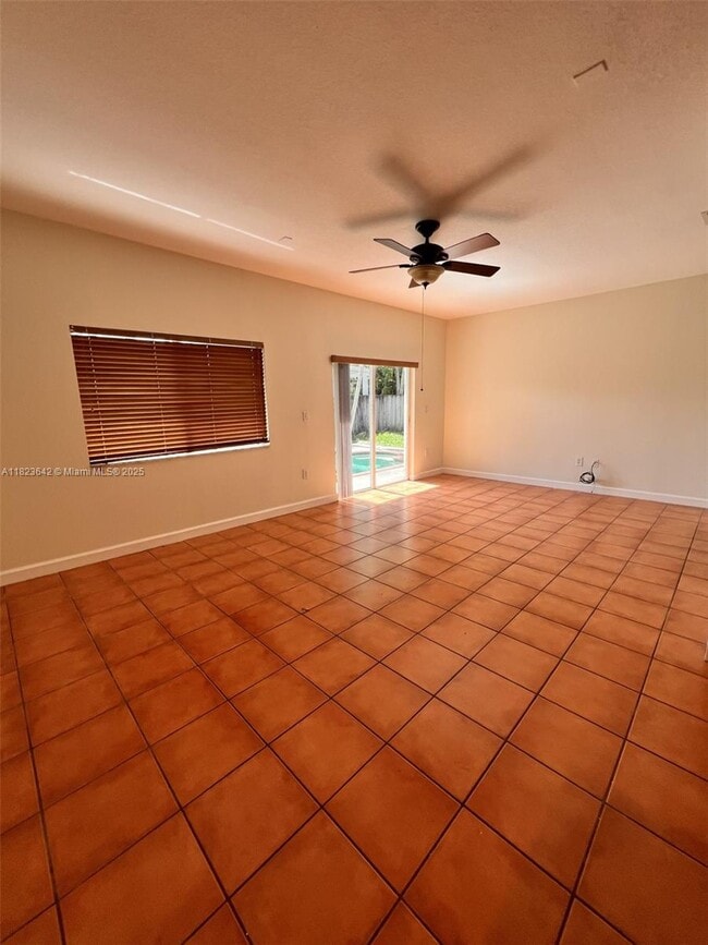 Foto del edificio - 14505 SW 158th Pl