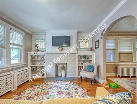 Foto del edificio - 228 Lavina Ave