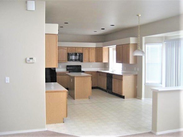 Building Photo - 6206 Maroon Mesa Dr