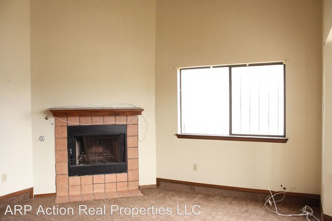 Building Photo - 11345 Lake Geneva Dr