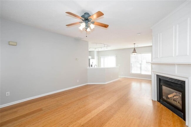 Building Photo - 380 Wittenridge Ct