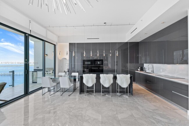 Foto del edificio - 1451 Brickell Ave