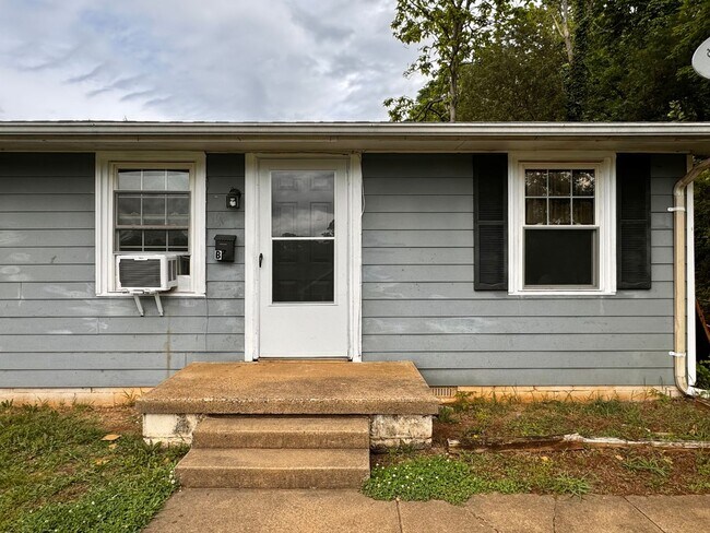 Foto del edificio - 1508 6th St. SE