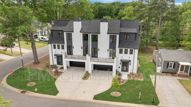 Building Photo - 428 Dover Ave