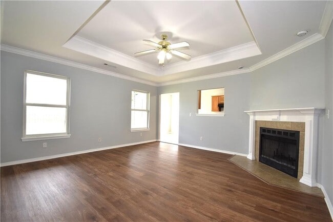 Building Photo - 903 SW Sandrock Rd