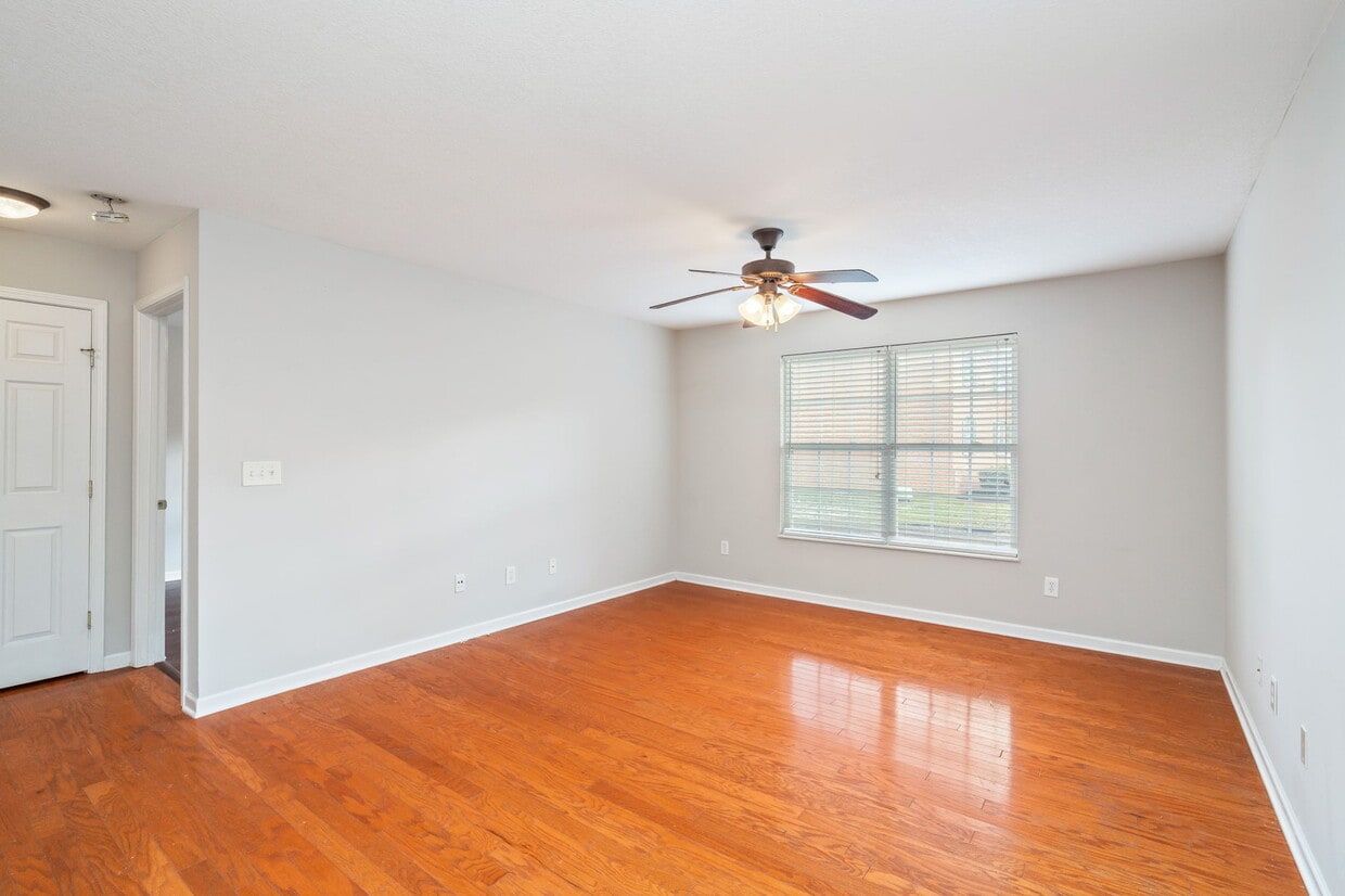 Photo - 1707 Maple View Way (Knoxville, TN)