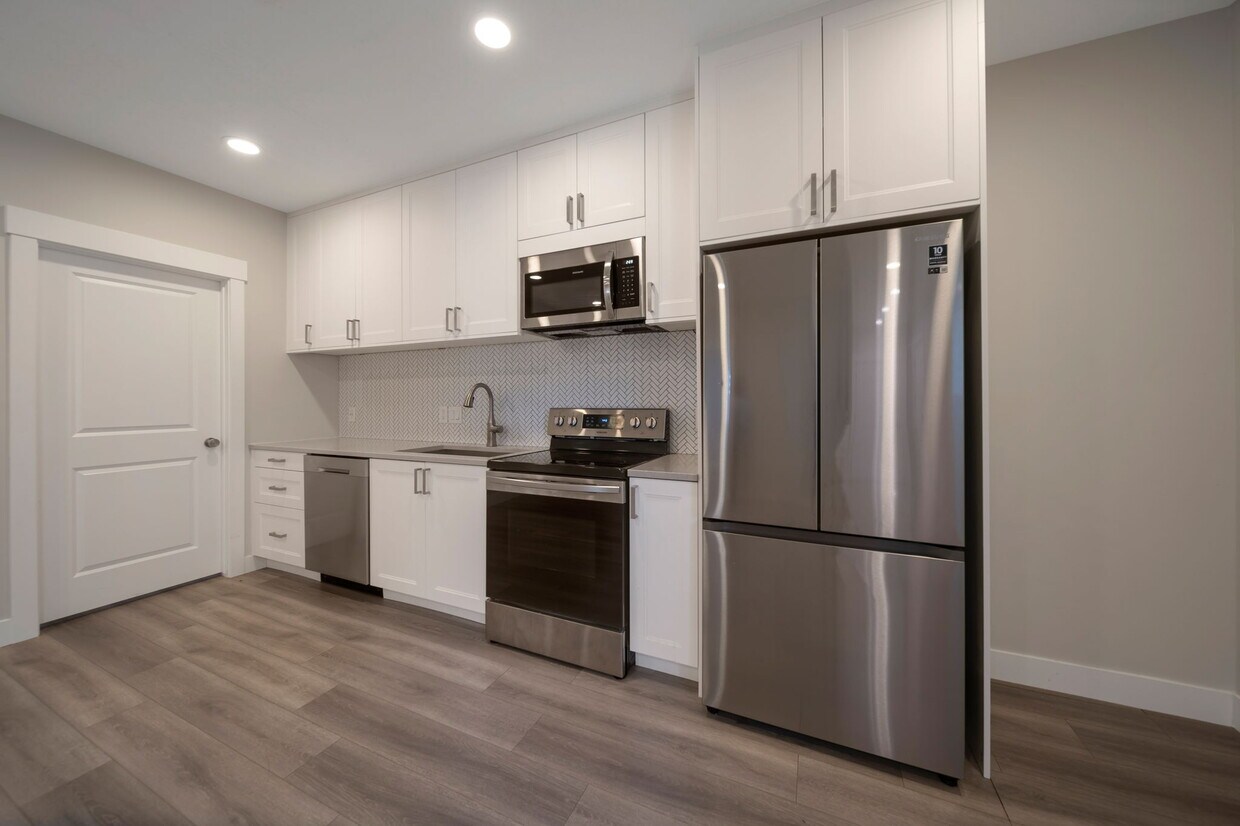 Photo - 310 E 6240 S (Murray, UT)