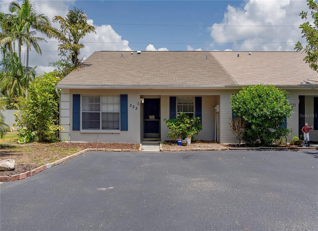 Foto principal - 333 Bay Pl