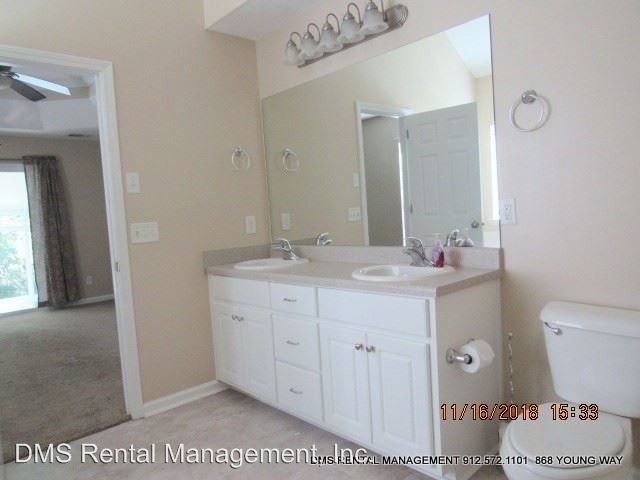 4 Br 2 Bath House 868 Young Way For In Richmond Hill Building Photo 4 Br 2 Bath House 868 Young Way