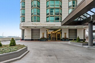 Building Photo - 195 N Harbor Dr