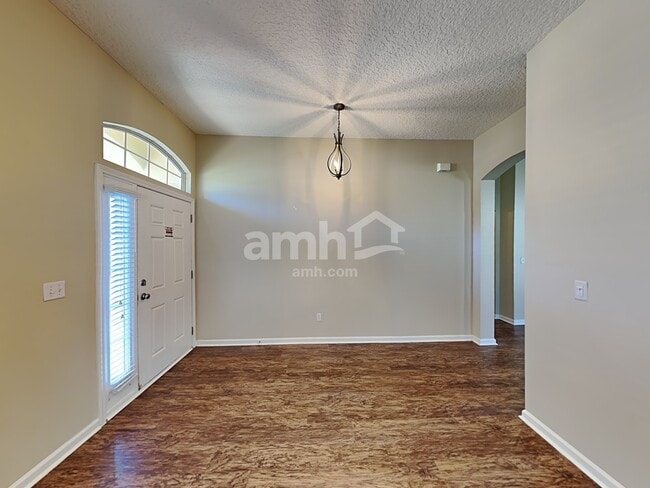 Building Photo - 86865 Riverwood Dr