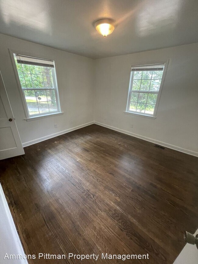 Building Photo - 2 br, 1 bath House - 2421 Renfrow Rd