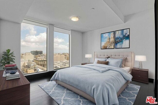 Foto del edificio - 655S S Hope St