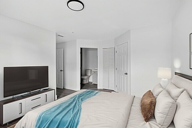 Foto del edificio - Cascades at Clear Lake Apartments
