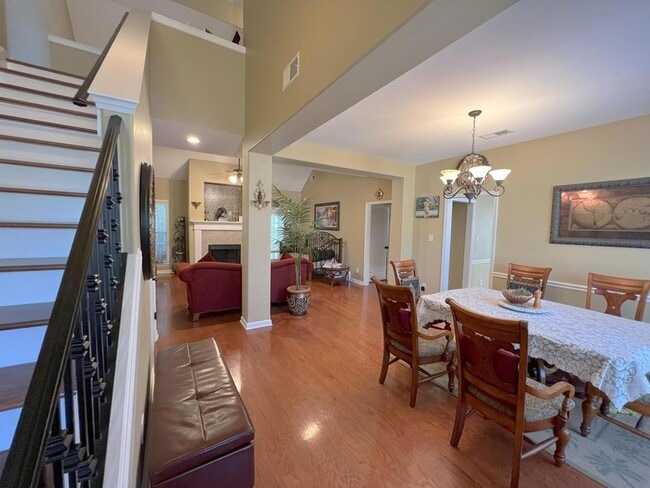 Photo - 4648 Jasper Park Ln House