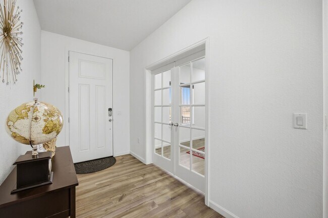 Foto del edificio - 18150 Martinello Dr